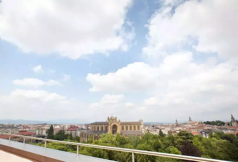 Hotel NH Canciller Ayala Vitoria