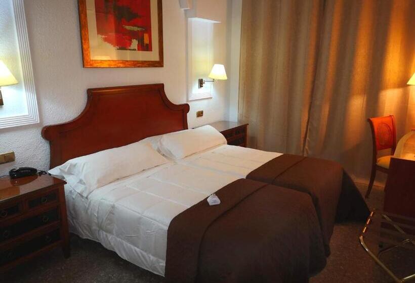 בית מלון כפרי Polamar