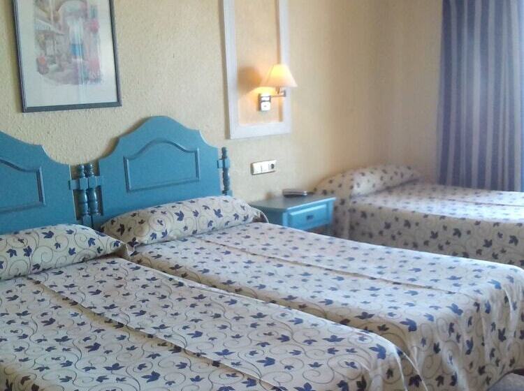 בית מלון כפרי Polamar