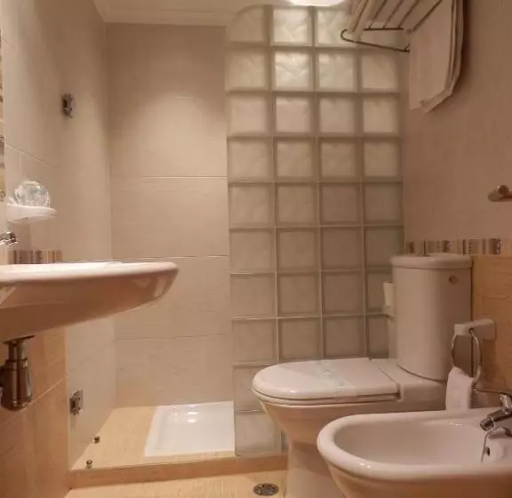 酒店 Restaurante Salvadora