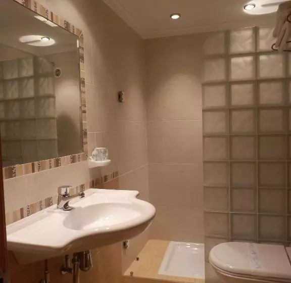 酒店 Restaurante Salvadora