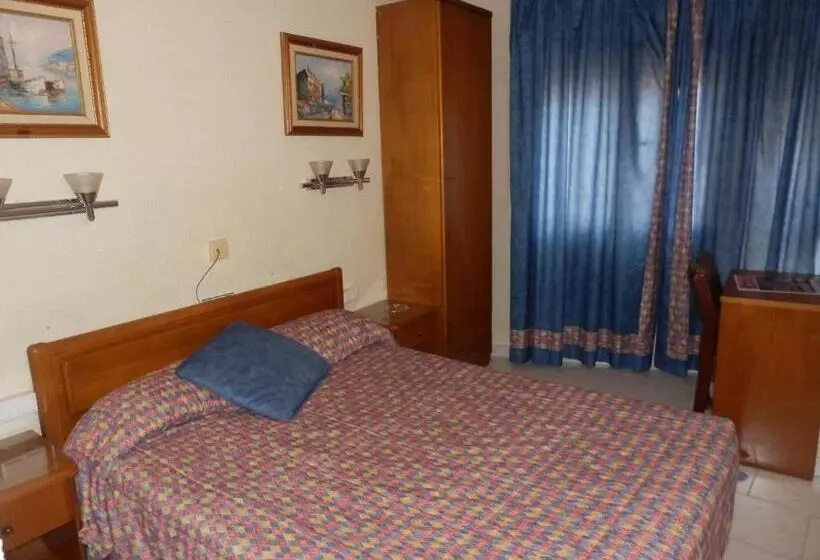 酒店 Restaurante Salvadora