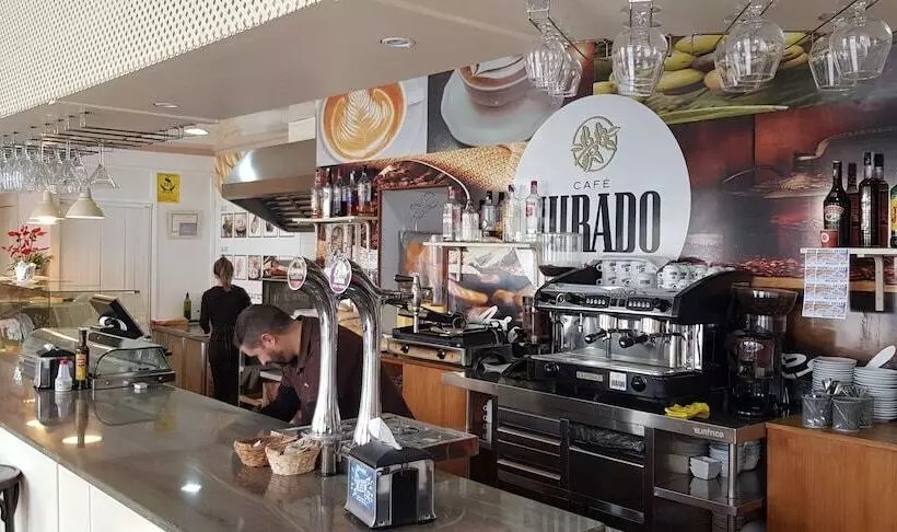 Отель Santa Ana