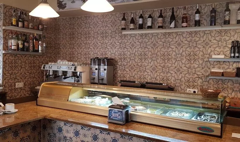 Отель Santa Ana