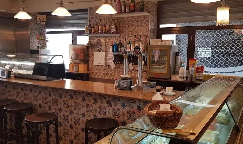 Отель Santa Ana