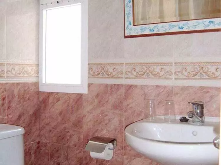 Отель Santa Ana