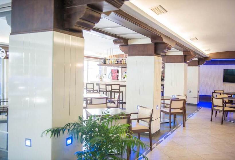 فندق Torre Azul & Spa  Adults Only