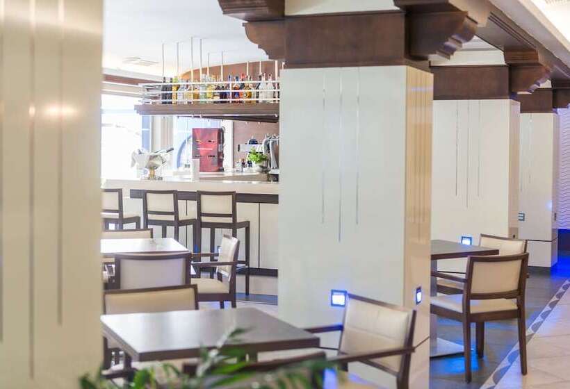 فندق Torre Azul & Spa  Adults Only