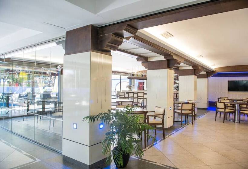 فندق Torre Azul & Spa  Adults Only