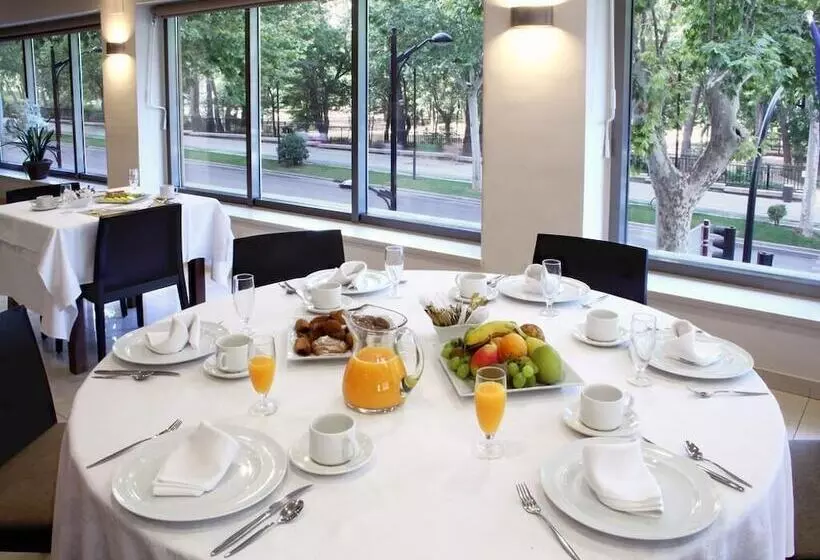 Sercotel Los Llanos