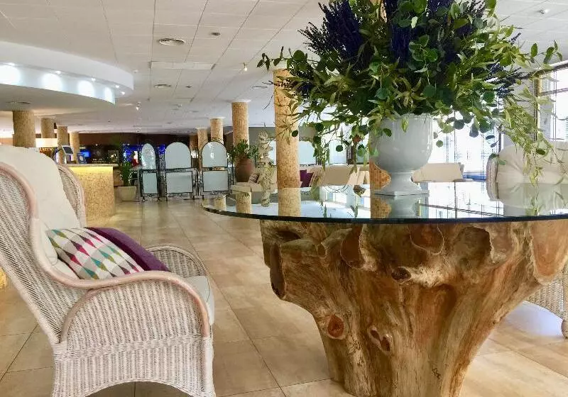 Aparthotel Miami Park