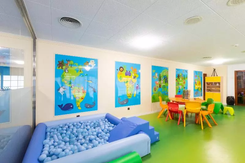 Aparthotel Miami Park