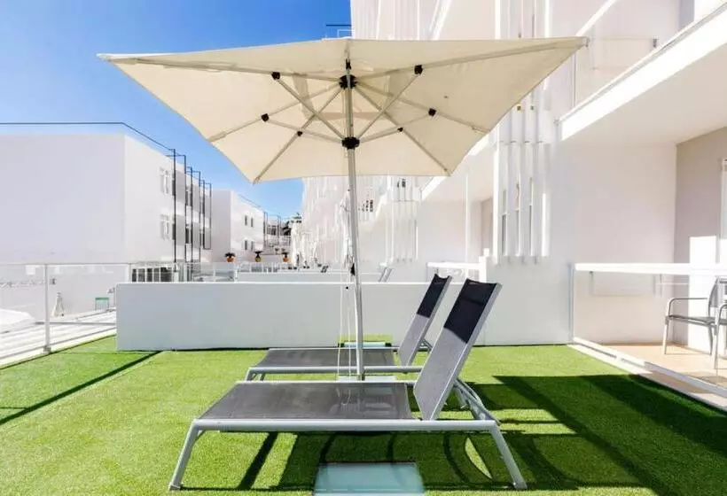 Aparthotel y Hotel Paguera Beach