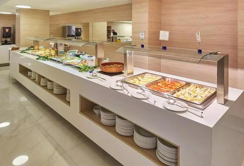 Aparthotel y Hotel Paguera Beach