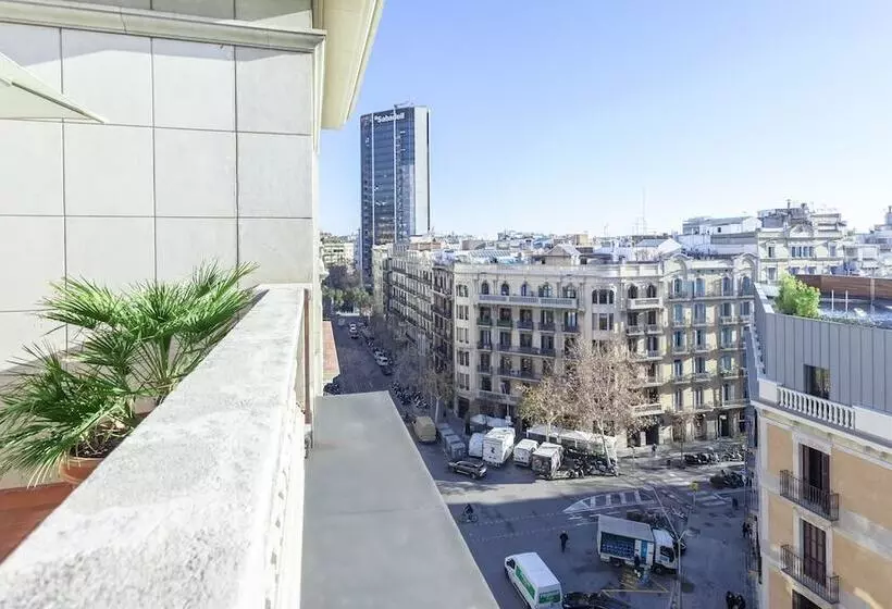 בית מלון כפרי Astoria