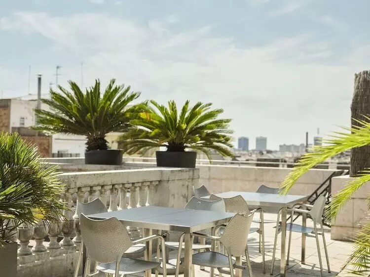 בית מלון כפרי Astoria