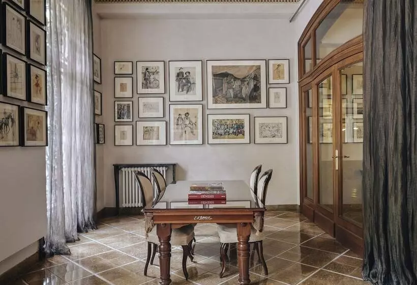 בית מלון כפרי Astoria