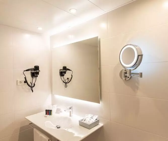 فندق Atenea Rekord Suites