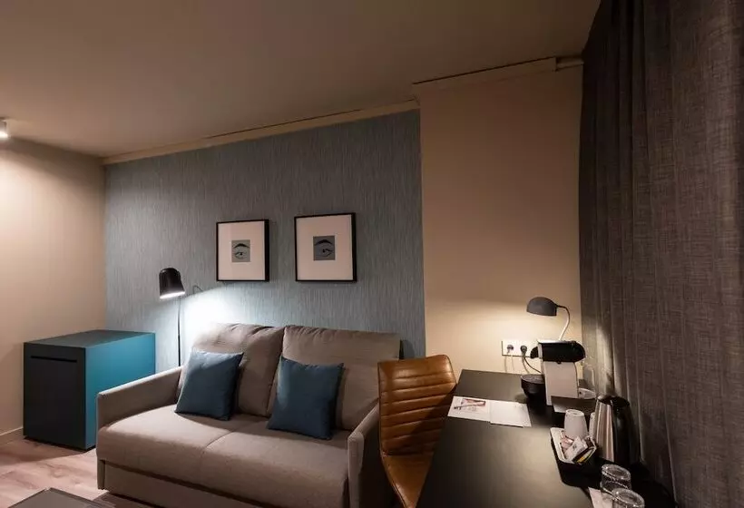 فندق Atenea Rekord Suites