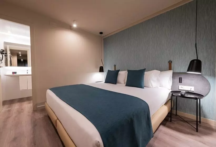 فندق Atenea Rekord Suites