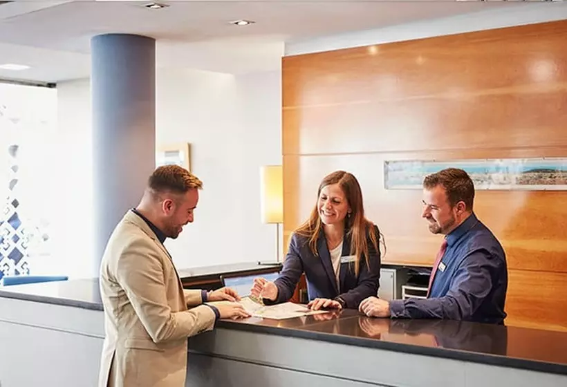 هتل Barcelona Century