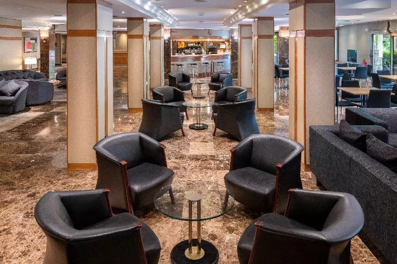 בית מלון כפרי Ciudad De Castelldefels