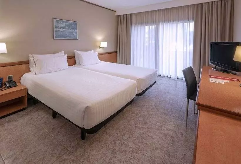 בית מלון כפרי Ciudad De Castelldefels