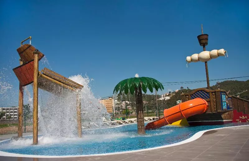 Отель Europa Splash & Spa