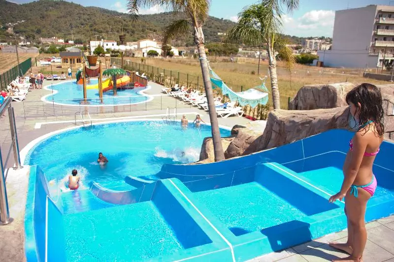 Отель Europa Splash & Spa