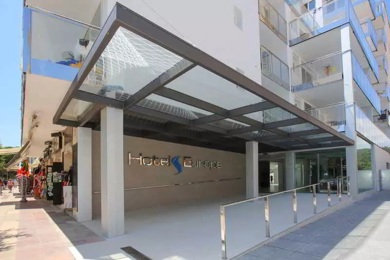 Отель Europa Splash & Spa