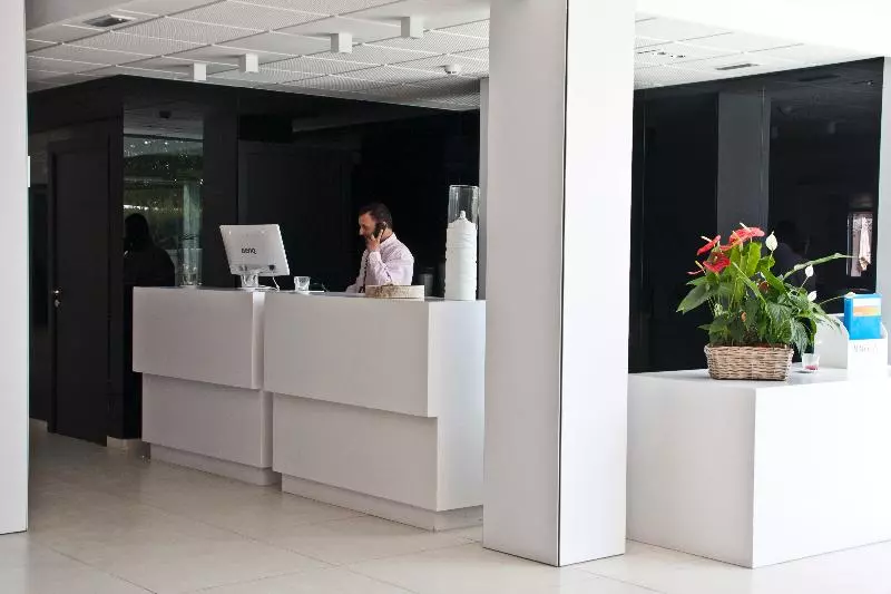 Отель Europa Splash & Spa