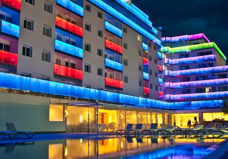 Отель Europa Splash & Spa