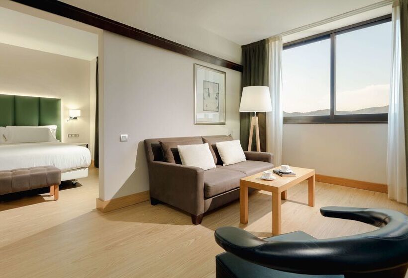 هتل Hesperia Barcelona Sant Just