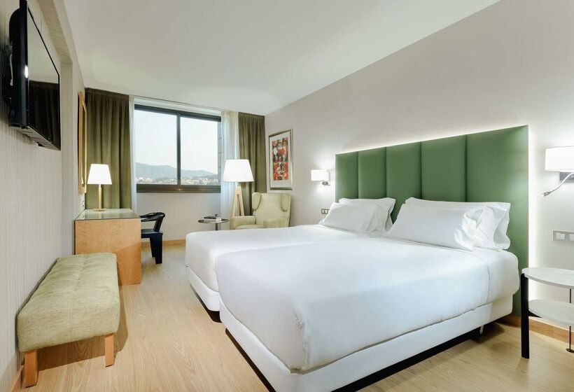 هتل Hesperia Barcelona Sant Just