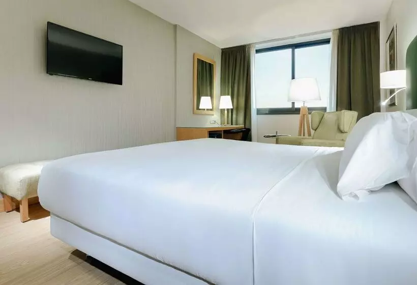 Hotel Hesperia Barcelona Sant Just