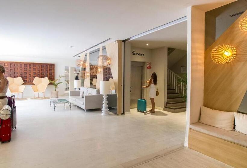 هتل Ibersol Antemare - Adults Only