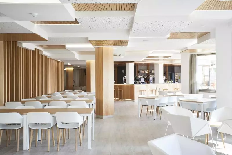 Invisa Hotel Es Pla   Adults Only