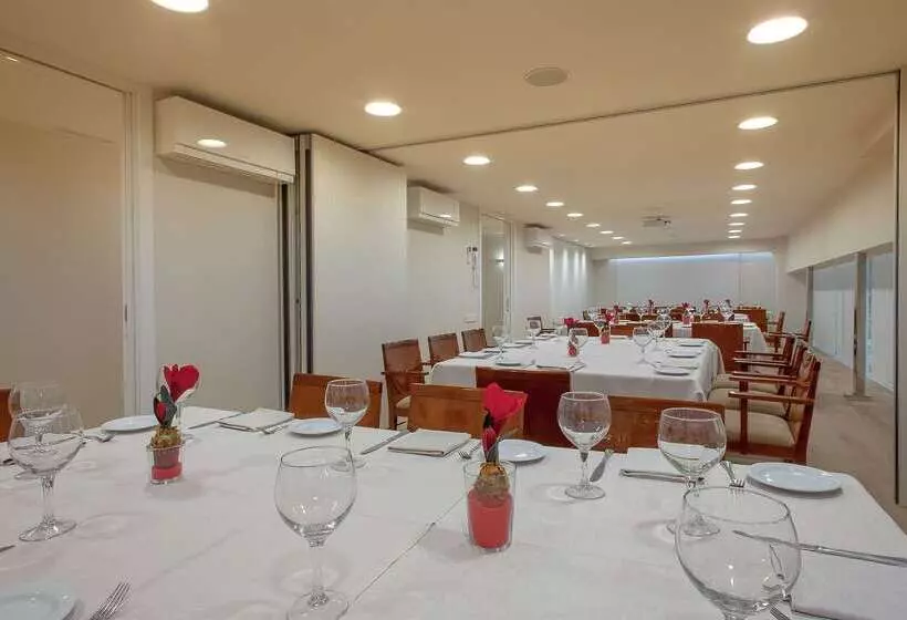 فندق Melia Plaza Valencia