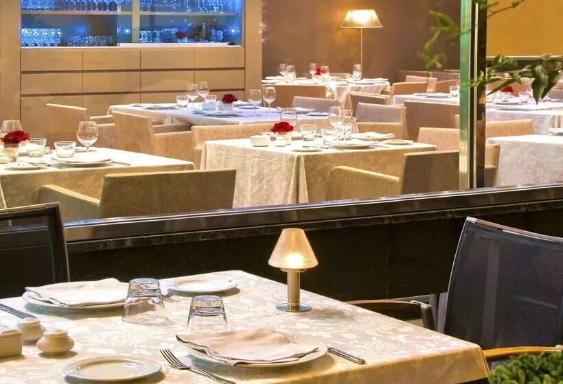 فندق Melia Plaza Valencia