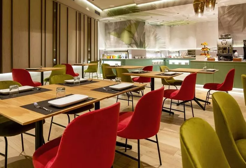 فندق Melia Plaza Valencia