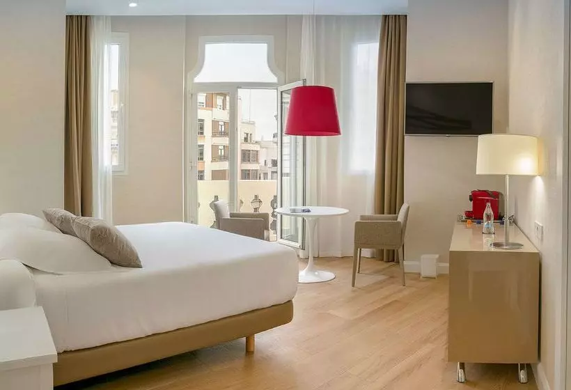 فندق Melia Plaza Valencia