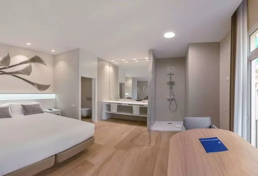 فندق Melia Plaza Valencia