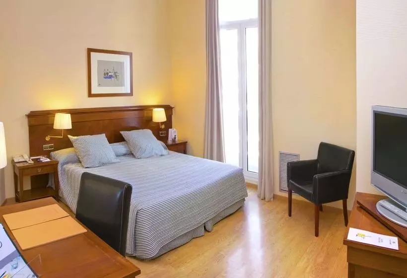 فندق Melia Plaza Valencia
