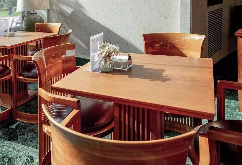 فندق Melia Plaza Valencia