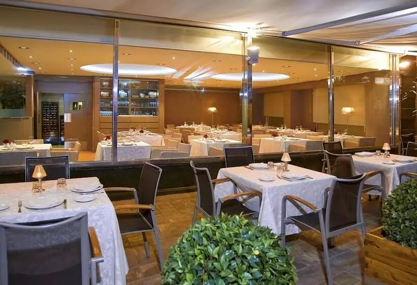 فندق Melia Plaza Valencia