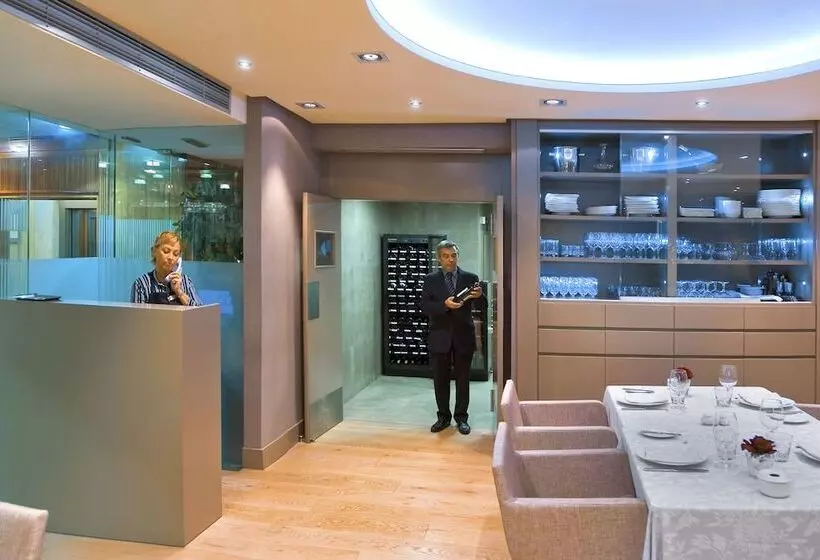 فندق Melia Plaza Valencia