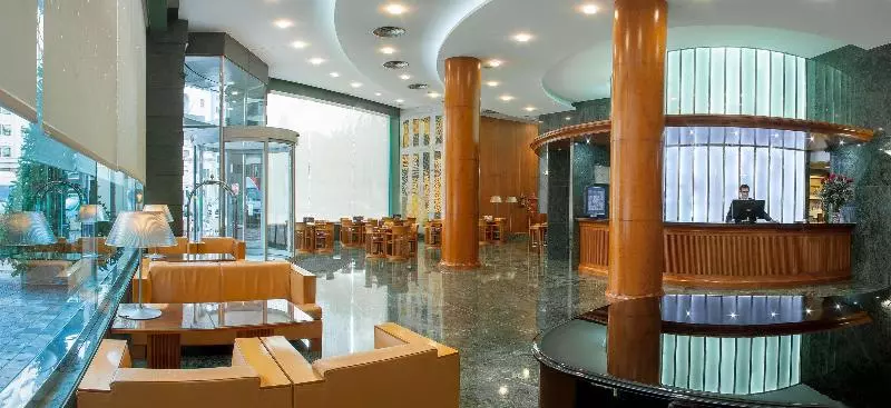 فندق Melia Plaza Valencia