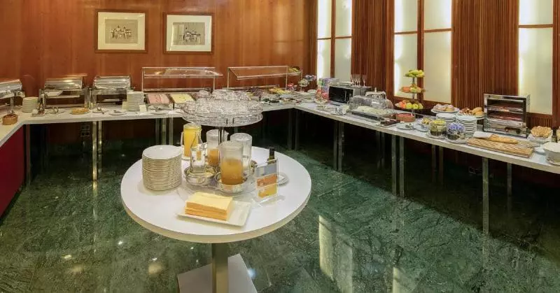 فندق Melia Plaza Valencia