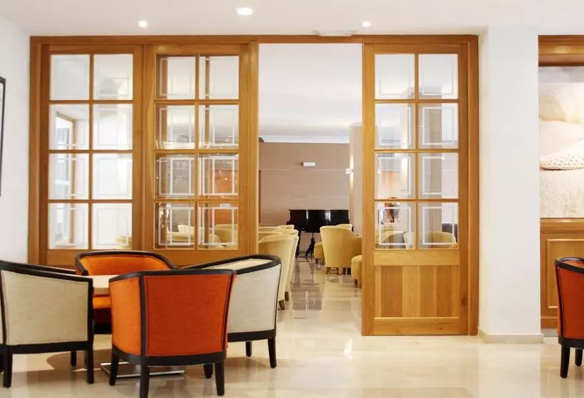 ホテル Metropolitan Playa 3 Sup