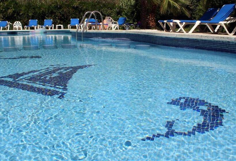 בית מלון כפרי Rocatel